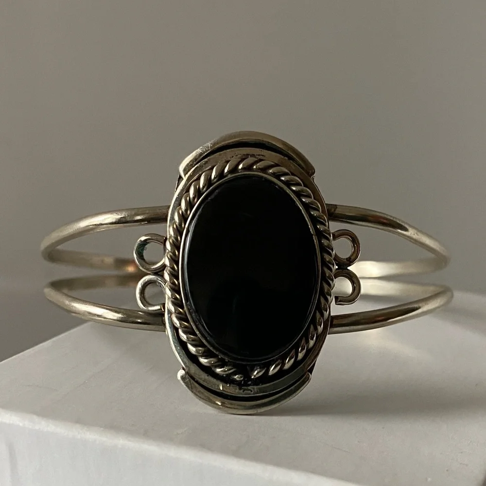 Silver Cuff Bracelet with Black Stone - Native, Unique - Picture 10 of 11